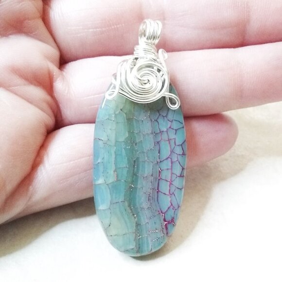 Gorgeous Dragonvein Agate Pendant with Wire Wrapped Bail - Blue Green Color Hues - Picture 6 of 8